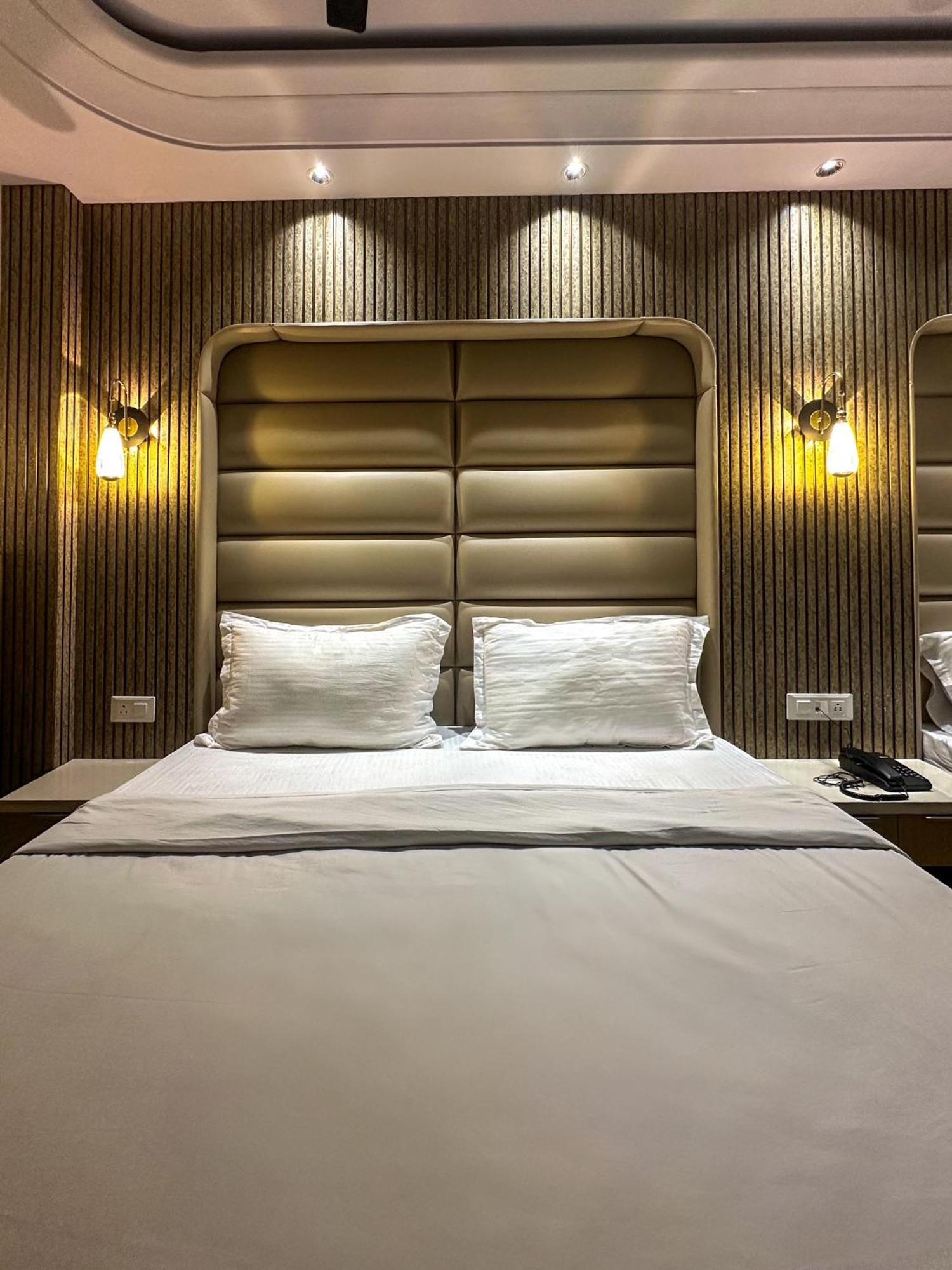 Delhi Delight Premium Bed & Breakfast New Delhi Eksteriør bilde