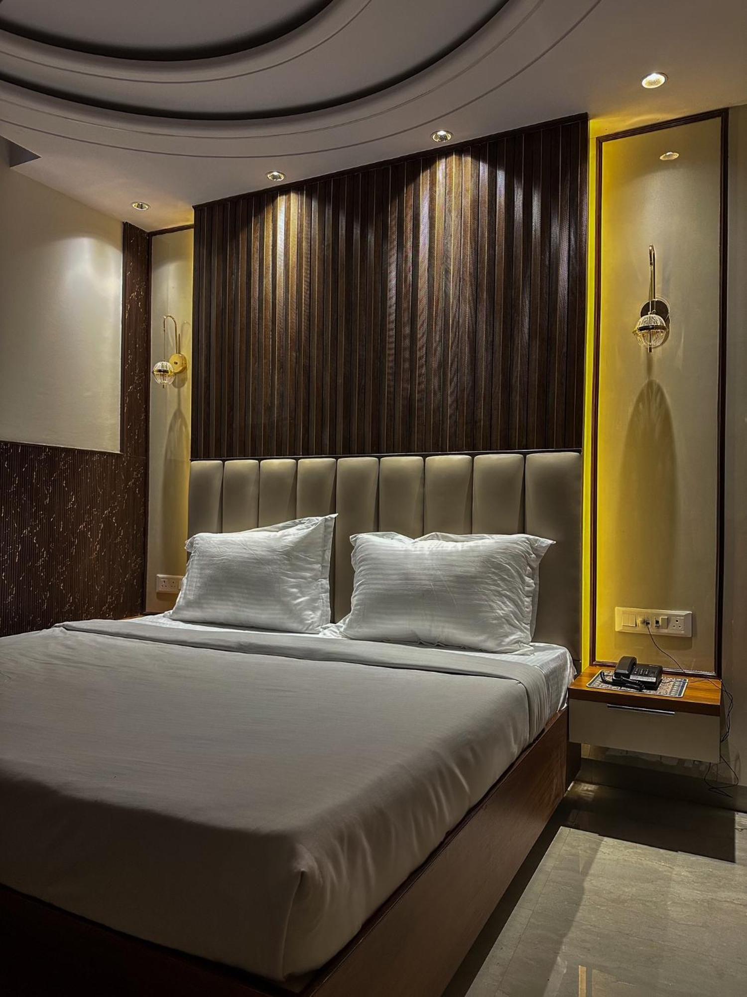 Delhi Delight Premium Bed & Breakfast New Delhi Eksteriør bilde