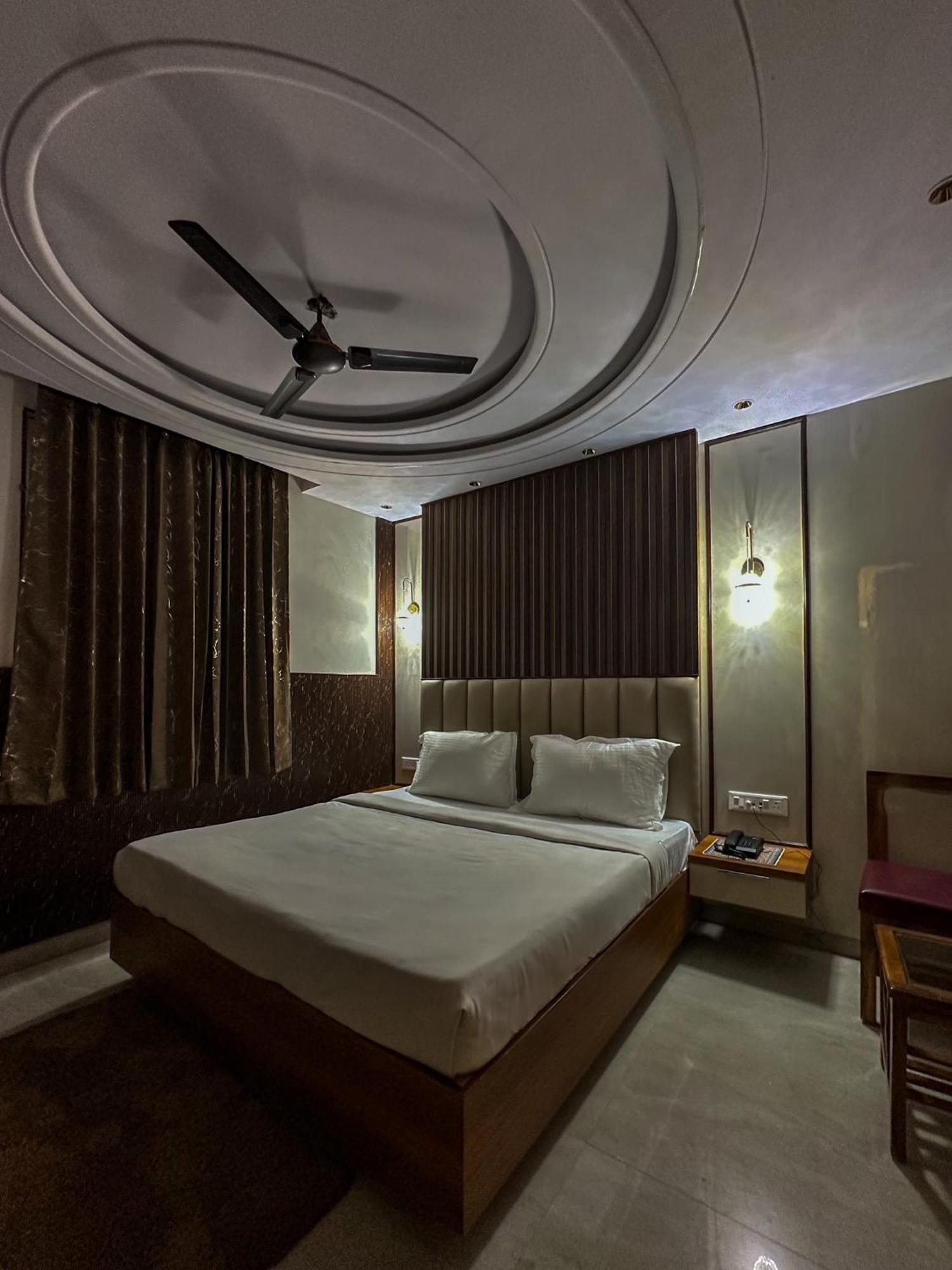Delhi Delight Premium Bed & Breakfast New Delhi Eksteriør bilde